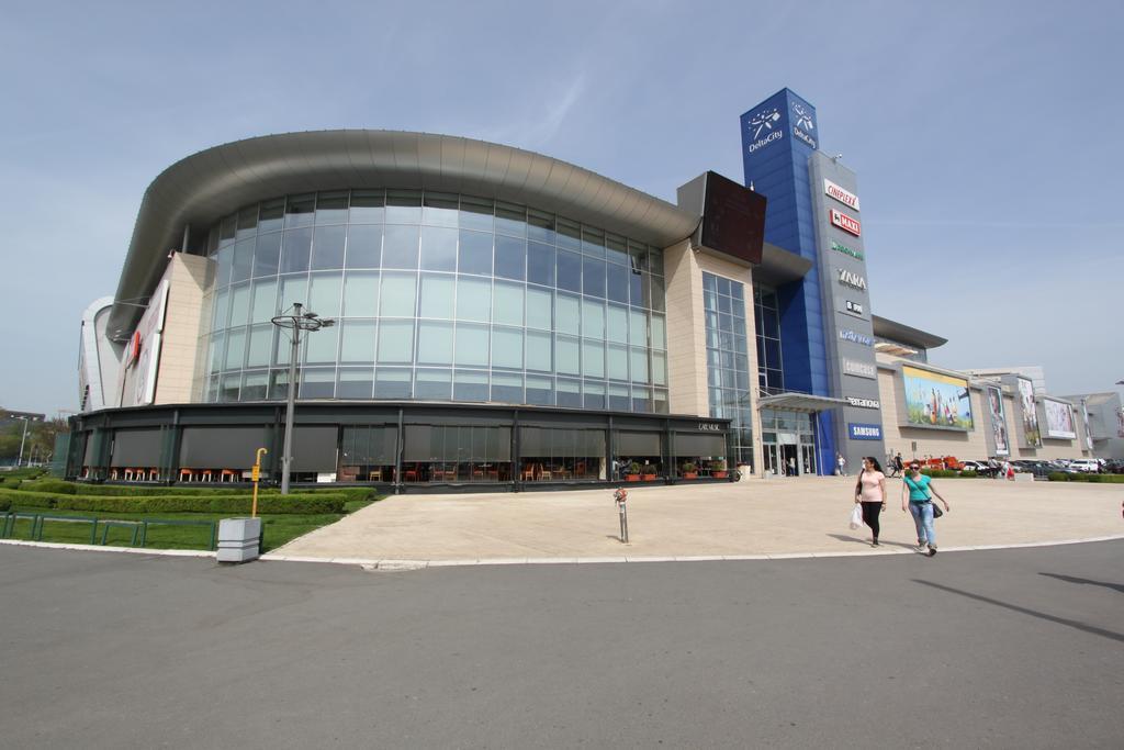 Riviera New Belgrade Apartment, Parking 5 Eur Per Day Экстерьер фото